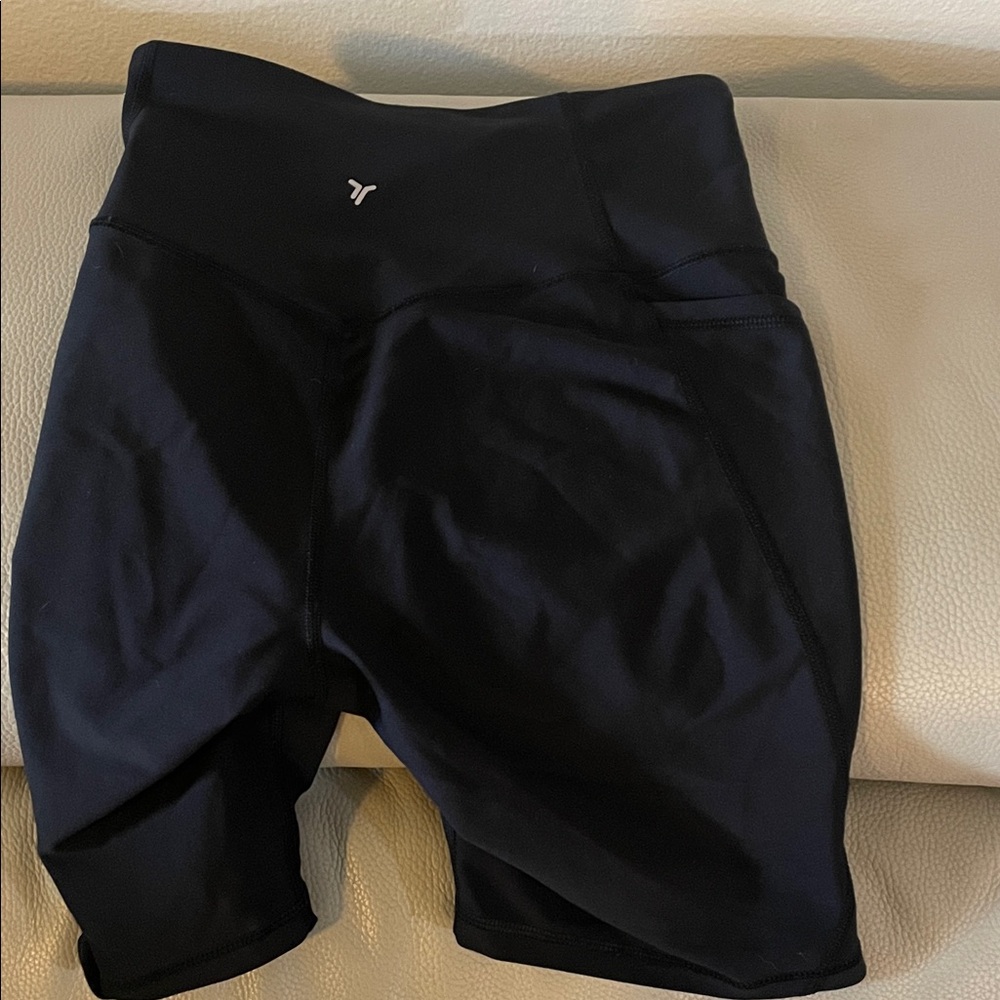 ❤️ High-Waisted PowerSoft Biker
Shorts -- 8-inch inseam Old Navy